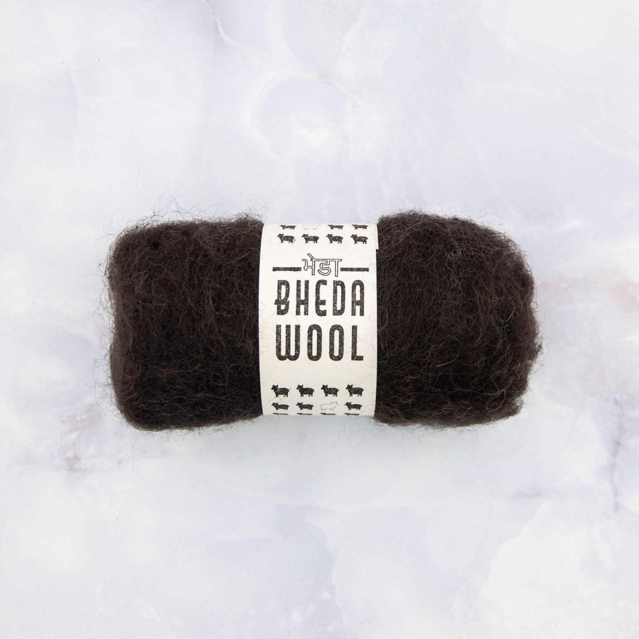 Variatiebeeld voor 450, donkerbruin