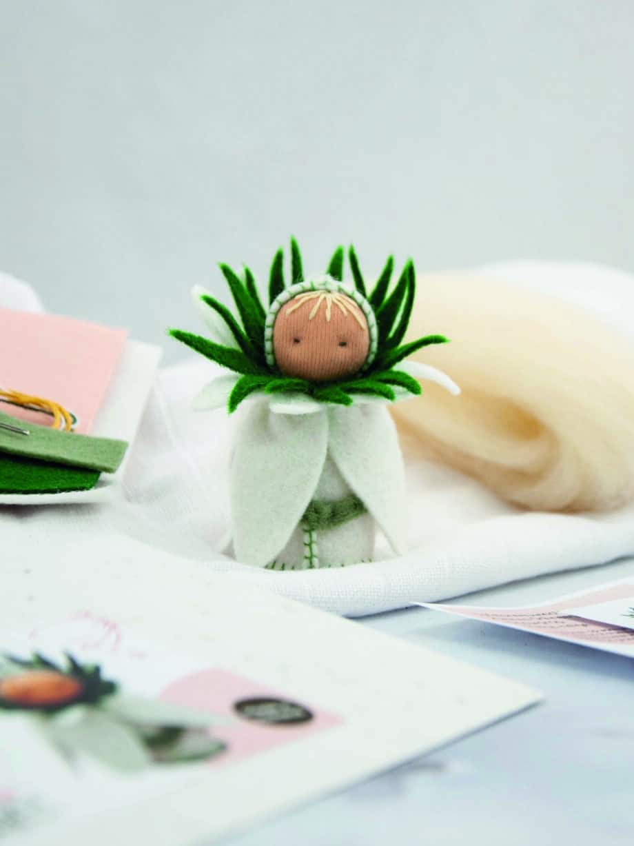 snowdrop table puppet